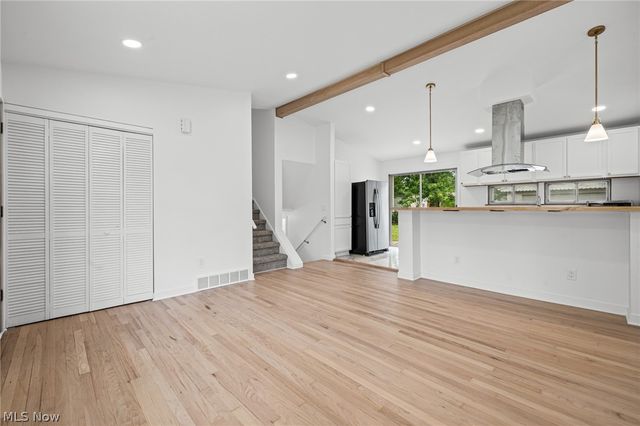864 Wilder Avenue, Elyria, OH 44035