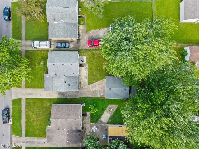 864 Wilder Avenue, Elyria, OH 44035