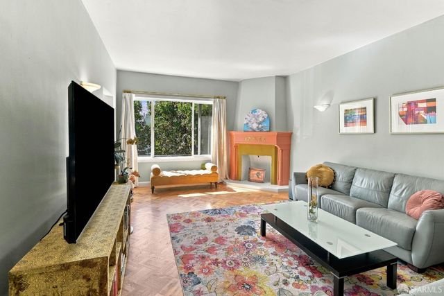 2626 Wawona Street, San Francisco, CA 94116