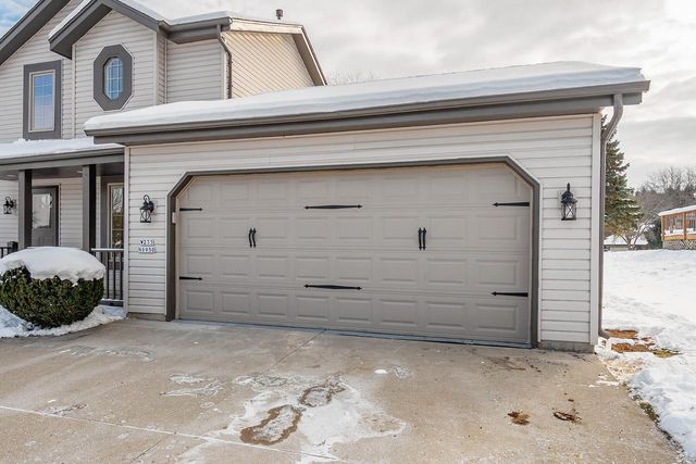 W233N6950 Salem DRIVE, Sussex, WI 53089