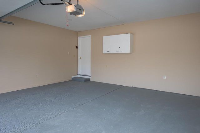 W233N6950 Salem DRIVE, Sussex, WI 53089