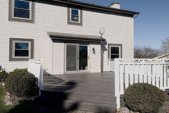 W233N6950 Salem DRIVE, Sussex, WI 53089