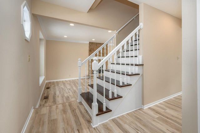 W233N6950 Salem DRIVE, Sussex, WI 53089