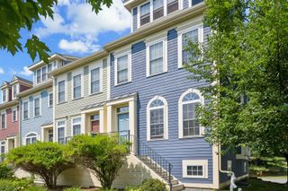 106 Barrister Drive N, Hartford, VT 05001
