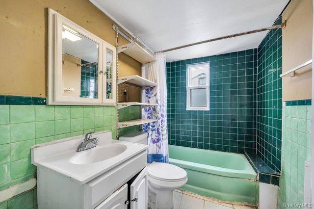 1050 Stewart Avenue, Bethpage, NY 11714