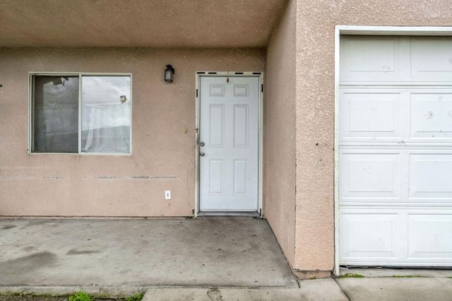 316 E Kaviland Avenue, Fresno, CA 93706