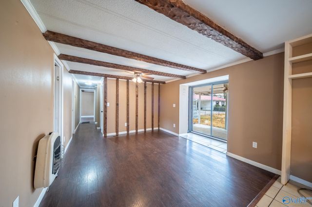 930 County Road 181, Stevenson, AL 35772