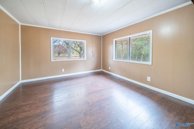 930 County Road 181, Stevenson, AL 35772