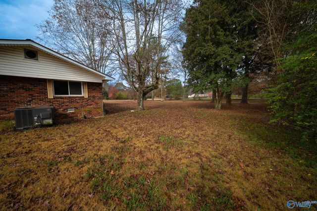 930 County Road 181, Stevenson, AL 35772