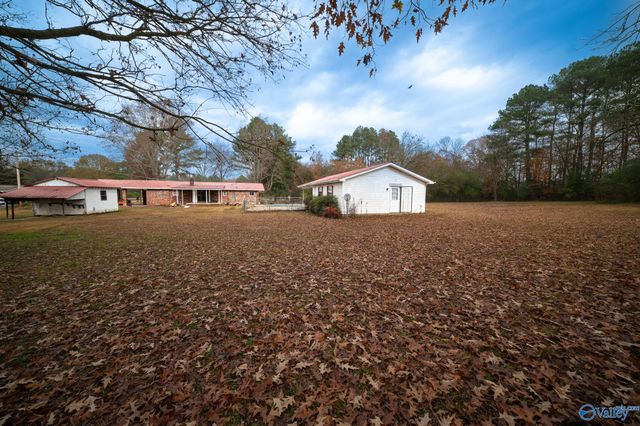 930 County Road 181, Stevenson, AL 35772