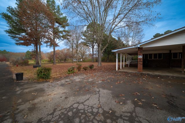 930 County Road 181, Stevenson, AL 35772