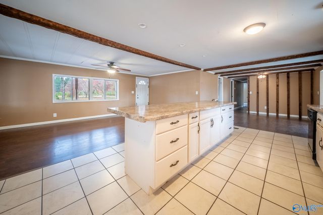 930 County Road 181, Stevenson, AL 35772