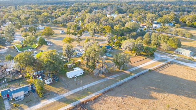 421 PLEASANT STREET, Lake Helen, FL 32744