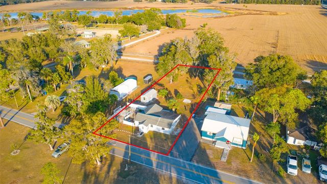 421 PLEASANT STREET, Lake Helen, FL 32744