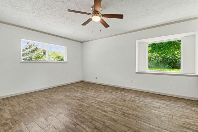 3110 Eastwick Lane, La Porte, TX 77571