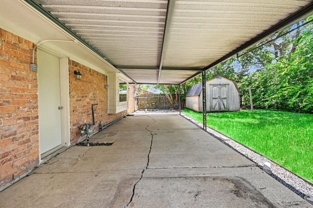 3110 Eastwick Lane, La Porte, TX 77571