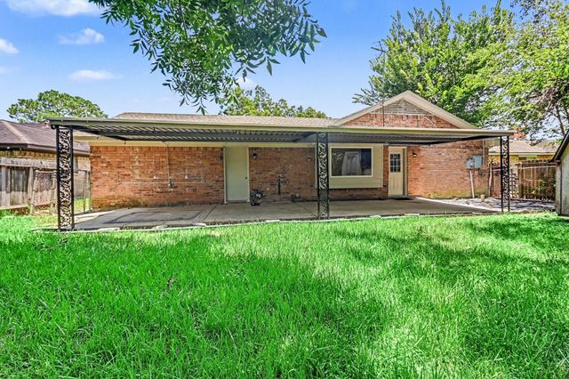 3110 Eastwick Lane, La Porte, TX 77571