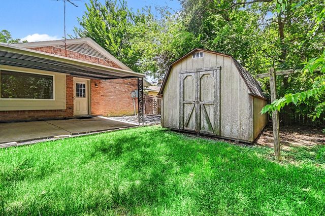 3110 Eastwick Lane, La Porte, TX 77571
