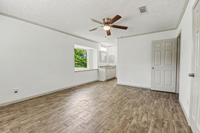 3110 Eastwick Lane, La Porte, TX 77571