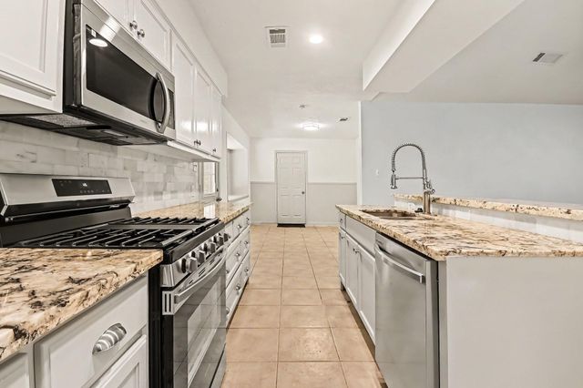 3110 Eastwick Lane, La Porte, TX 77571