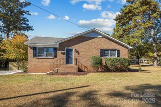 1853 Lakedell Drive, Charlotte, NC 28215