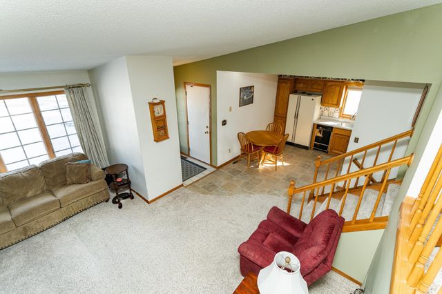 2401 30th Avenue NW, Rochester, MN 55901