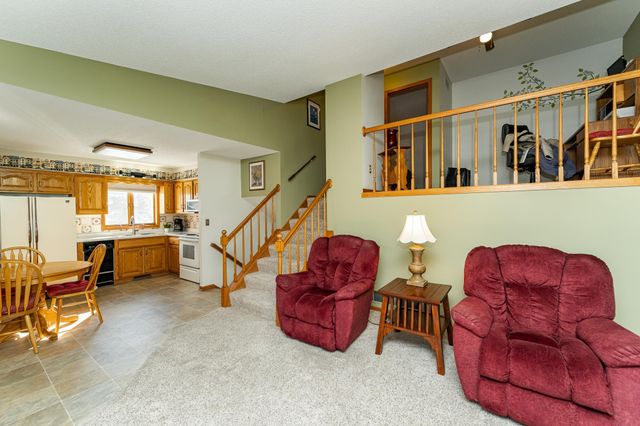 2401 30th Avenue NW, Rochester, MN 55901