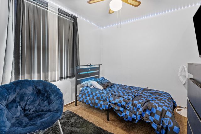 4140 W 73rd Place, Merrillville, IN 46410