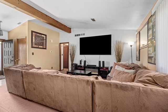 4140 W 73rd Place, Merrillville, IN 46410