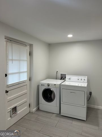 1695 Pitty Pat Court SW, Lilburn, GA 30047