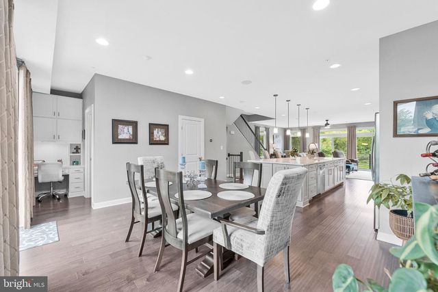 1812 YELLOW GARNET TER SE, Leesburg, VA 20175