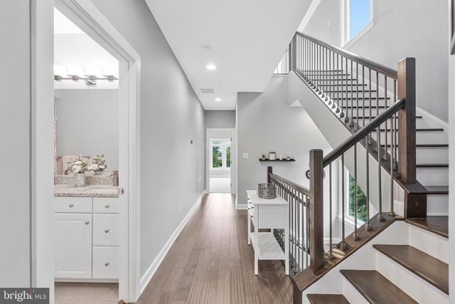 1812 YELLOW GARNET TER SE, Leesburg, VA 20175