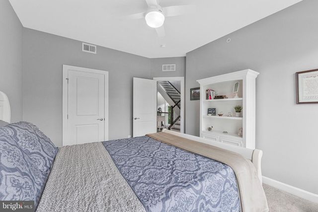 1812 YELLOW GARNET TER SE, Leesburg, VA 20175
