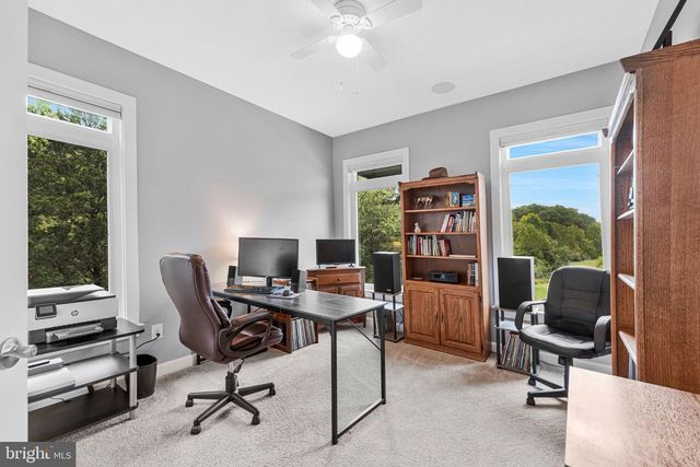 1812 YELLOW GARNET TER SE, Leesburg, VA 20175