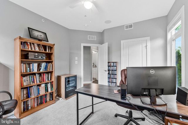 1812 YELLOW GARNET TER SE, Leesburg, VA 20175