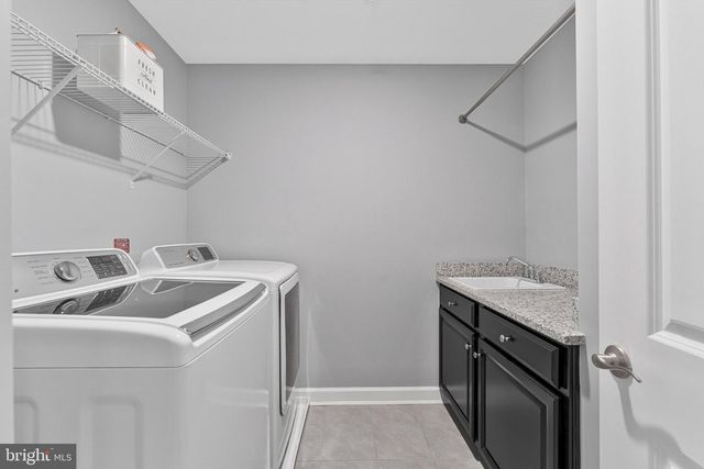 1812 YELLOW GARNET TER SE, Leesburg, VA 20175