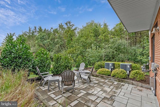 1812 YELLOW GARNET TER SE, Leesburg, VA 20175