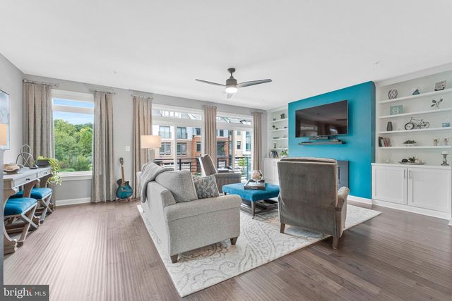 1812 YELLOW GARNET TER SE, Leesburg, VA 20175