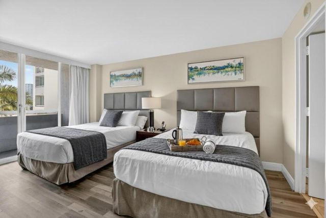 2670 E Sunrise Boulevard 320, Fort Lauderdale, FL 33304