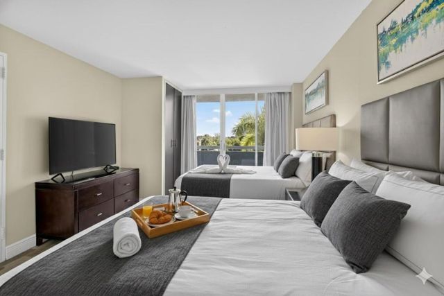 2670 E Sunrise Boulevard 320, Fort Lauderdale, FL 33304