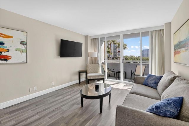 2670 E Sunrise Boulevard 320, Fort Lauderdale, FL 33304