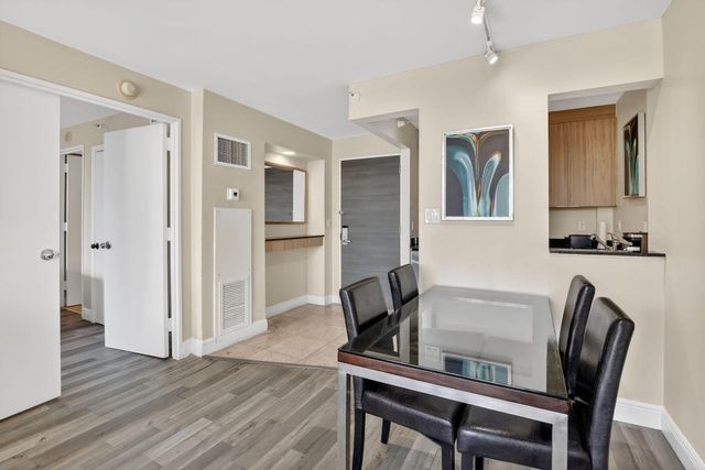 2670 E Sunrise Boulevard 320, Fort Lauderdale, FL 33304