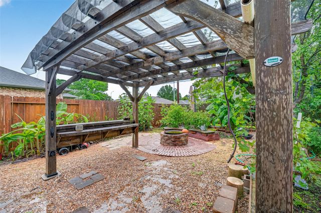 10117 Woodwind Drive, Houston, TX 77025