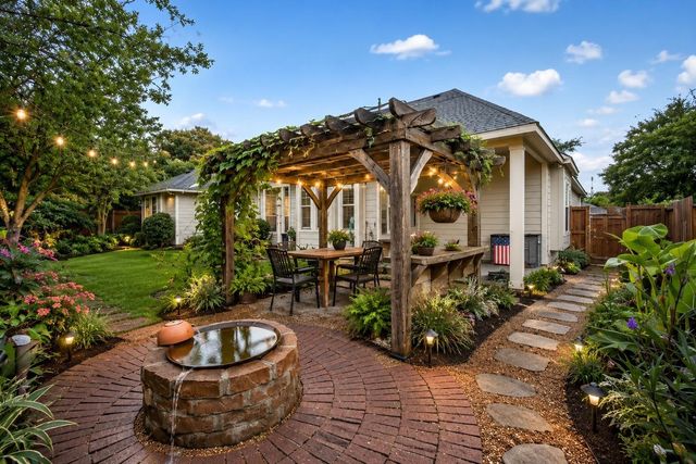 10117 Woodwind Drive, Houston, TX 77025