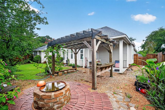 10117 Woodwind Drive, Houston, TX 77025