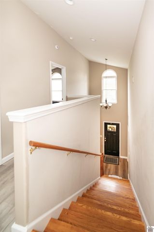 512 Stone Ridge Lane, Murray, KY 42071