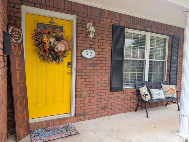 512 Stone Ridge Lane, Murray, KY 42071