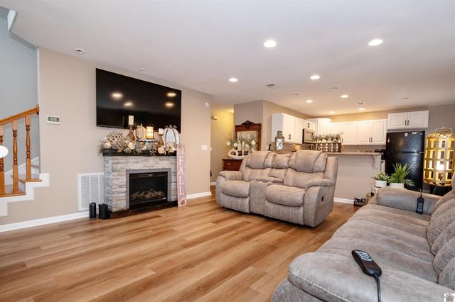 512 Stone Ridge Lane, Murray, KY 42071