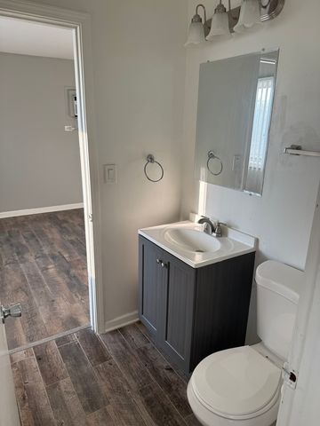 314 Lathrop Avenue 502, Forest Park, IL 60130