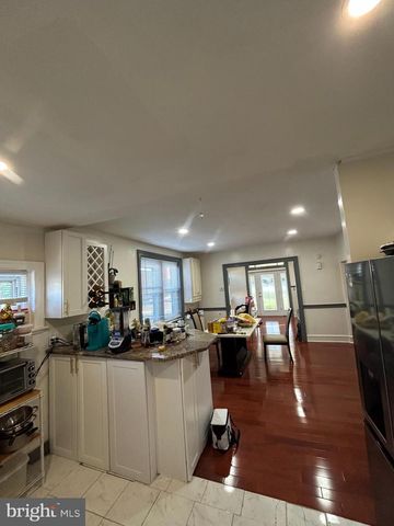 2413 ARLINGTON AVE, Abington, PA 19001